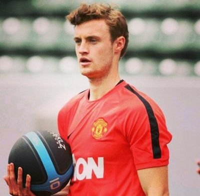We share news, facts, and picts about Will Keane and Manchester United because We are fans Will Keane | Partner: @LukeShaw_INA | Qts/Adv : Mention/DM