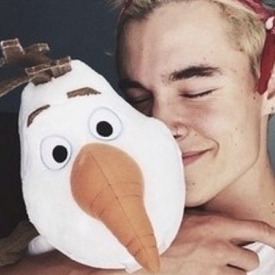 Queen_ju1's profile picture. 