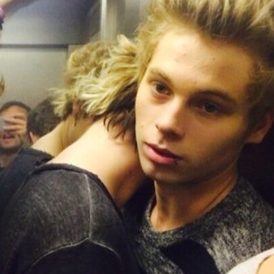 betcherinana's profile picture. 69 seconds of summer thats all i have to say