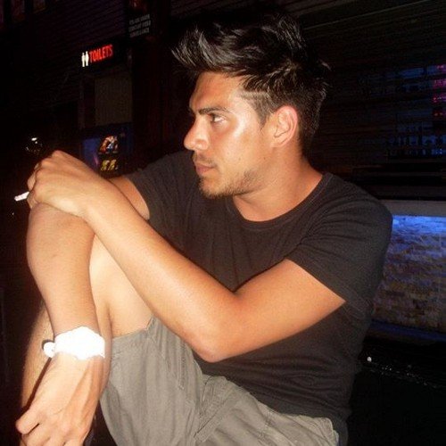 lg_adrien's profile picture. 