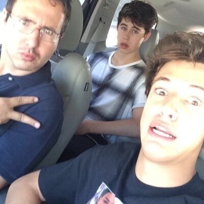 Obssessdd with @camerondallas @themattespinosa @mr_carterr and @iambrandonaaron is bae