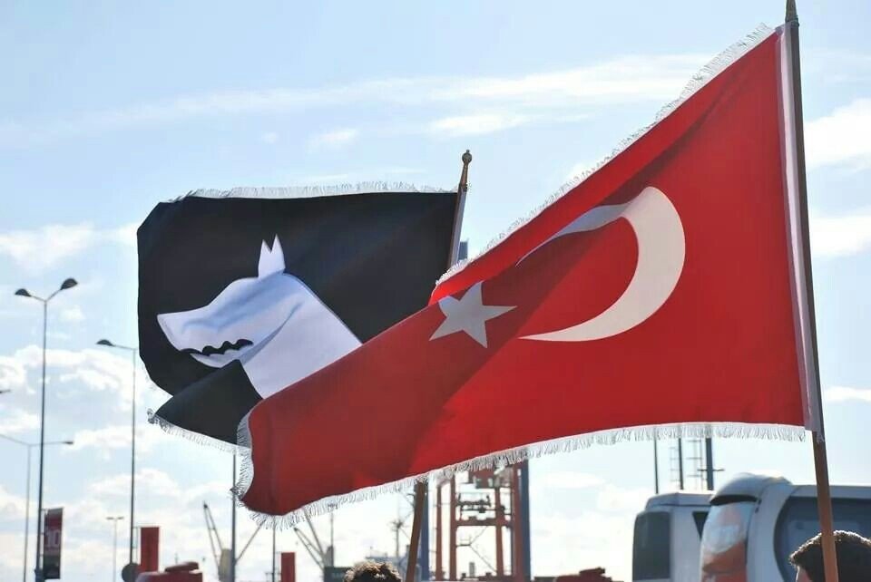 AŞIRI IRKÇI-TÜRKÇÜ-TURANCI-BAŞBUĞ ATATÜRK-YOL BAŞÇIMIZ ATSIZ-kürdü eşşek siksin TÜRKE bişey olmasın-T.T.K-kürt takip etmesin
