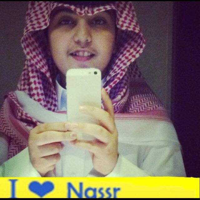 *ربي ميز نادي النصر فالكون ...الشمس صفرا والسماء دوم زرقا مطابقه بالوصف والفعل واللون ...مهما تغيب يعود وتبقا*