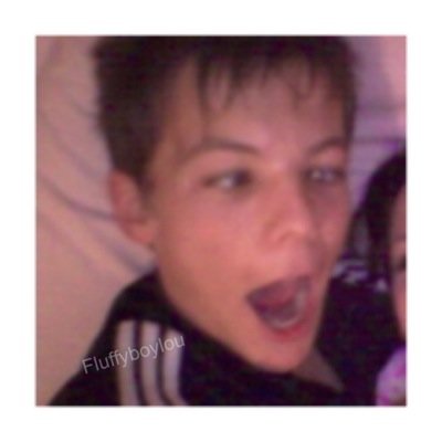 I love louis tomlinson with all my heart ⋰.♡ლ(წՁწ✱ლ).⋱