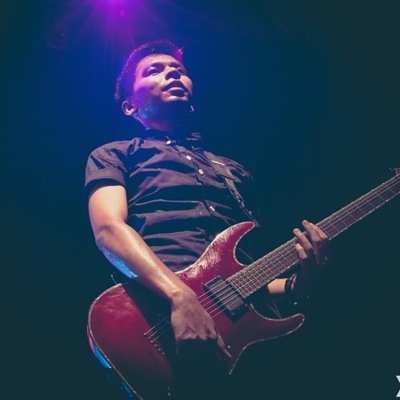 Sushi / Photographs / Guitar for @villesband Instagram: haharith http://t.co/1XnHxysLGh
