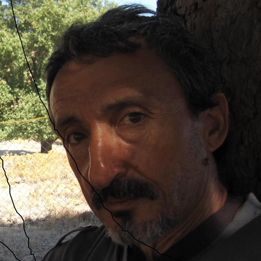 İnsanla bir avuç çamur arasındaki tek fark, bir kelimedir. Kelimeler hayattır.