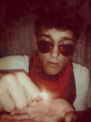 her insan biraz acaptir acaip olmak zorundaydı ...