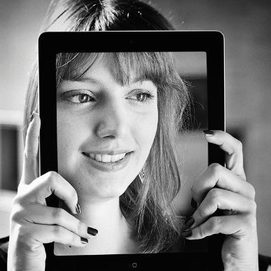 Conversation Designer/Bot Wrangler. Book nerd.
