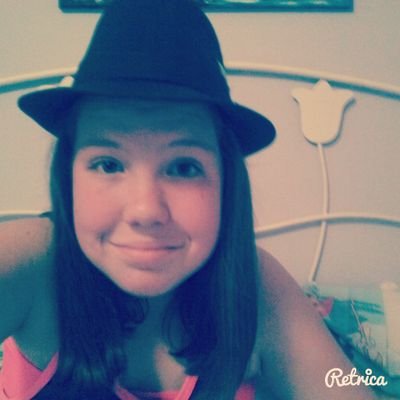 Ari_PC_2001's profile picture. ¿Sabes lo qué es el autorrespeto? Que la gente me crítique y me la sude por completo ;)