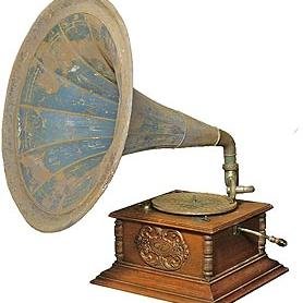 nastystereo's profile picture. All the records are playing. In stereo https://t.co/izErfYZnBJ