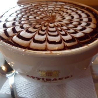 Adicta a los dulces y al café. Tratando de coleccionar sabores dulces en Uruguay. Se aceptan sugerencias