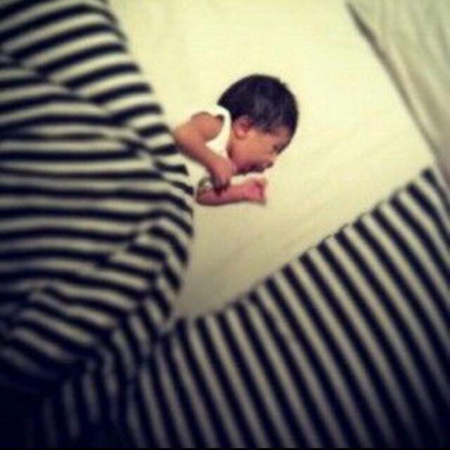 2000_moode's profile picture. 