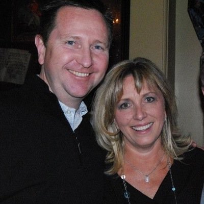 Washington DC native; Island enthusiast. Daughter, sister, wife and mother of two girls. Political junkie. Fan of UK BB and Miami Dolphins ❤️ Labs and BHI