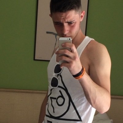 RyanPayPay's profile picture. ✨✨ Hunter