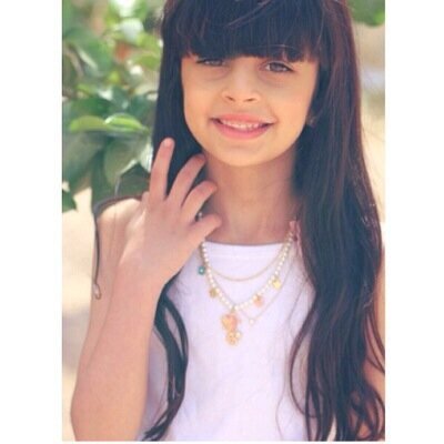 zhor2000143's profile picture. صغيراً كُنت أستعجل الأيام كي أكبر ، والأن أرتجي
 الأيام أن تُعيدني حيث طفولتي وتَنساني هُناك ِ