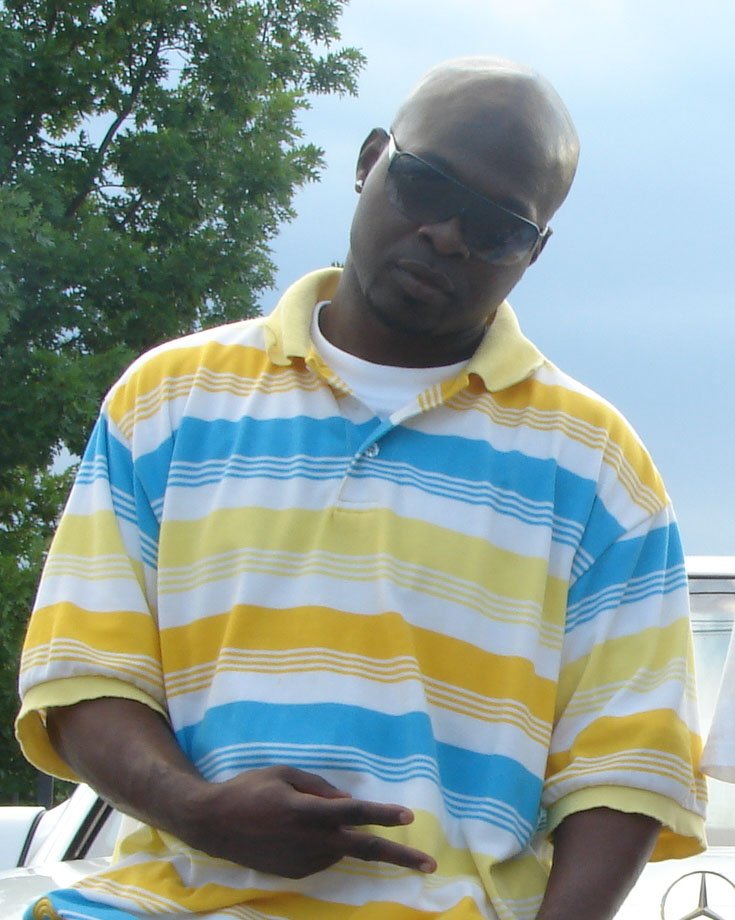 BobbySuede1's profile picture. 1/3 of Fam Jewelz....