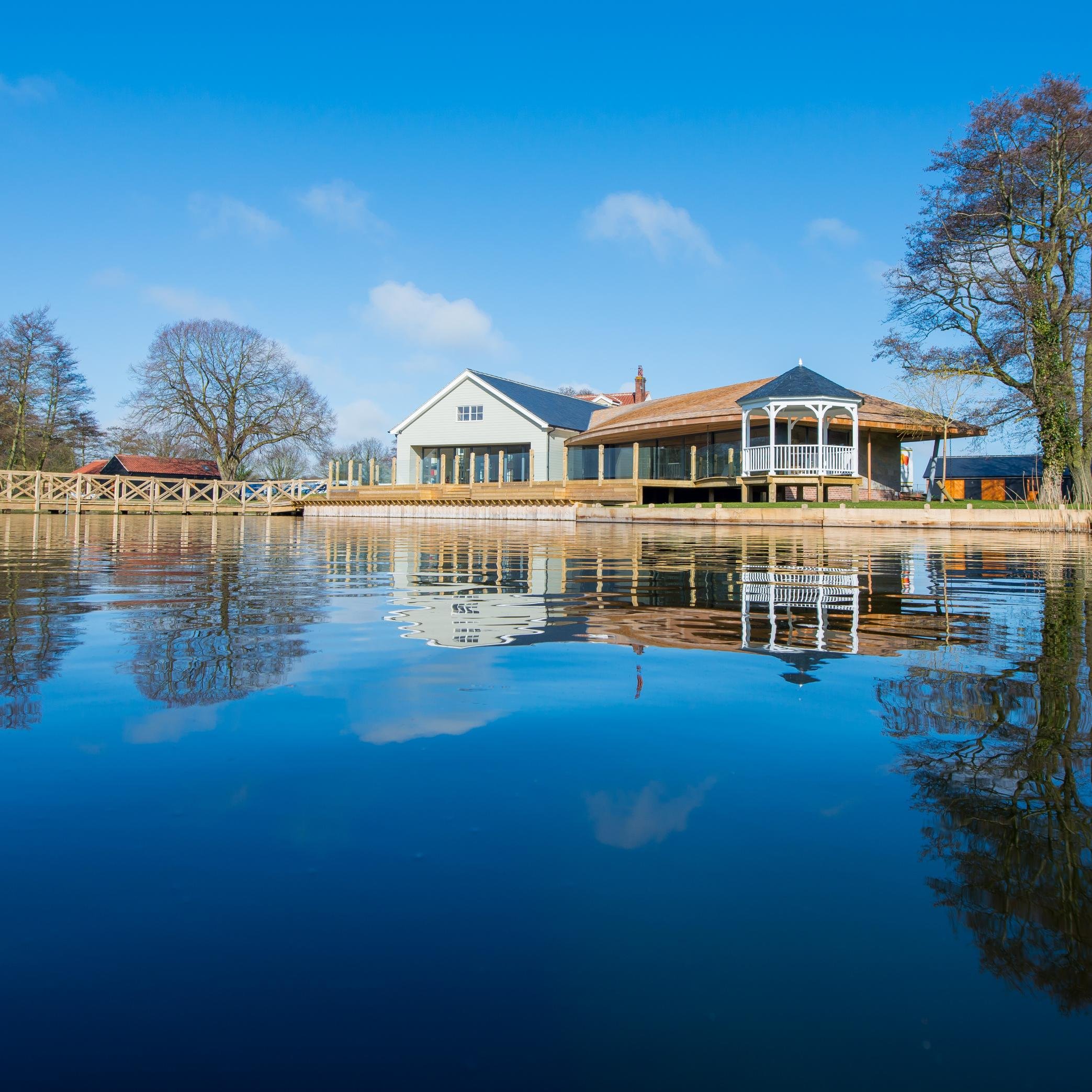 Set on the banks of the enchanting Ormesby Broad, The Boathouse offers a magical experience for your wedding celebration.