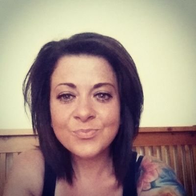 hiya my name is louise baker I'm 36 am and ive av a beautiful little boy who is my world !! I work with special needs which is the best job ever