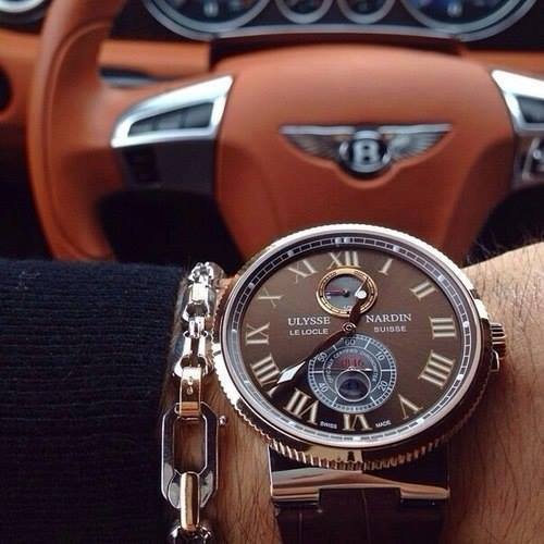 hotrev18's profile picture. 