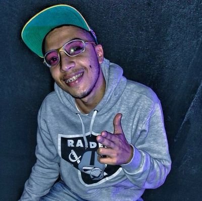 .#FÃ_CLUBE  oficializado (:  ㅤ ㅤ
Minha vida se resume apenas em você @mcyoshioficial ♥ . Dona : @_Yoshinha ;