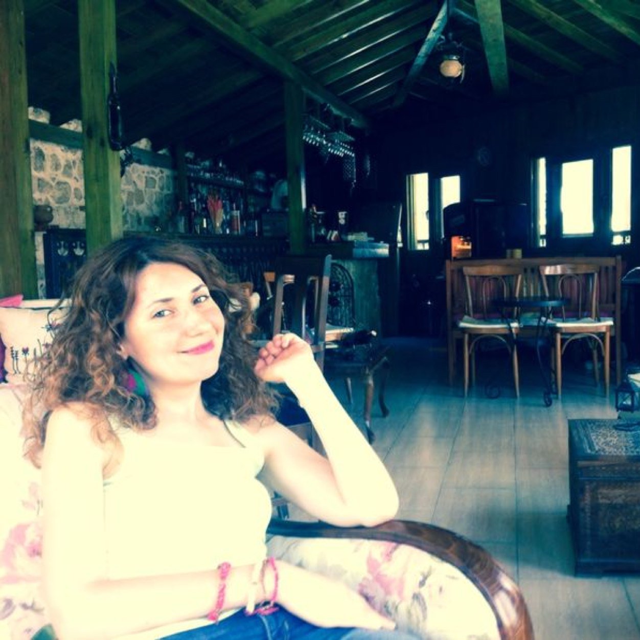 azeleaa's profile picture. 