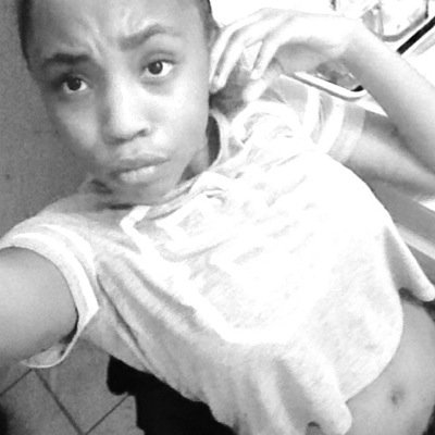 kweensavage_'s profile picture. #youdontknownobody ✊
Insta @kweensavagee