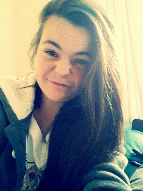 nikitamellet's profile picture. Troye Sivan is thee cutest human being, I live to be noticed by him. FOLLOW ME ON MY OTHER ACCOUNT @KitaMessi :)