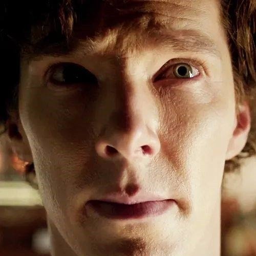 |Bi|18+|MV| Famous Consulting Detective /@LexianaHolmes is my daughter touch one hair on head and I'll destroy you./