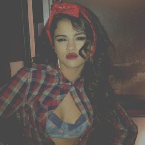 'Sono Selena Gomez de I maghi di Waverly e state guardando Disney Channel!'