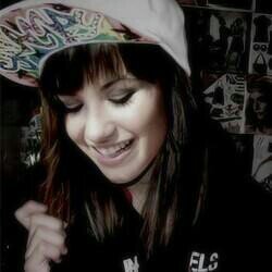 Demi saved me!! ♥♥♥♥