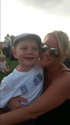 Am from liverpool am a mental health worker and absolutely love my job am also a yummy mummy to my perfect little boy xxx