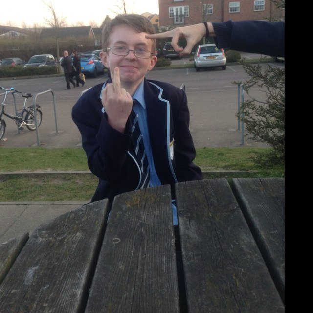 Abrand12's profile picture. Ekda, youth darts player, four fathoms