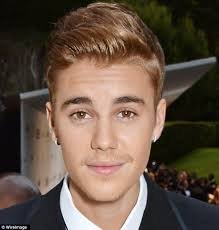plis voten por justin tenemos que ganar solo por el