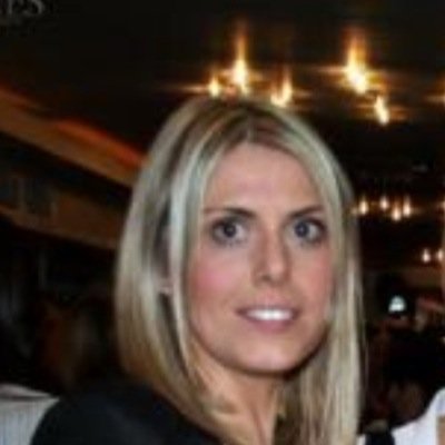 lolajola22's profile picture. 