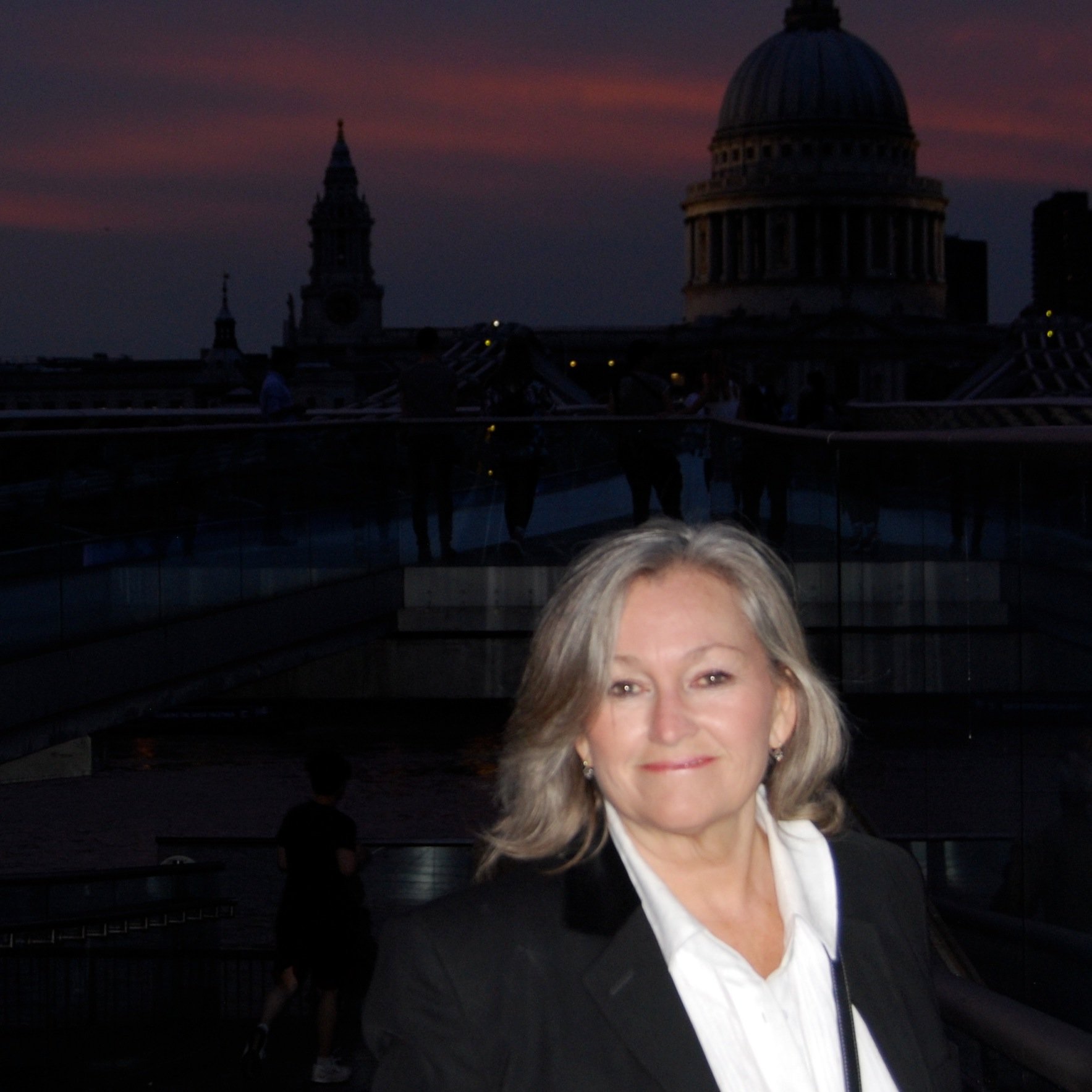 betshampton's profile picture. Wife, mother, grandmother, horsewoman, short fiction writer, fringe theatre advocate, researcher, stablehand, FSU alum...