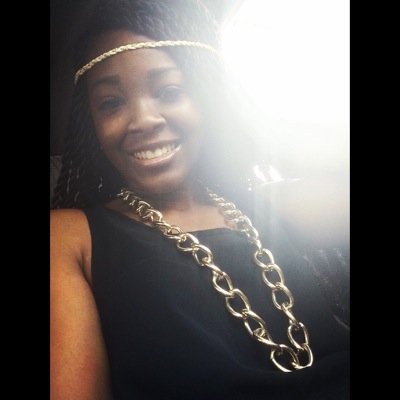 RIP CRONIC!! Im chasing my DREAM. & Beautiful with the BookSmarts #TeamGOD #TrackNation #BasketballNation follow me on instagram @_queenteeeeee