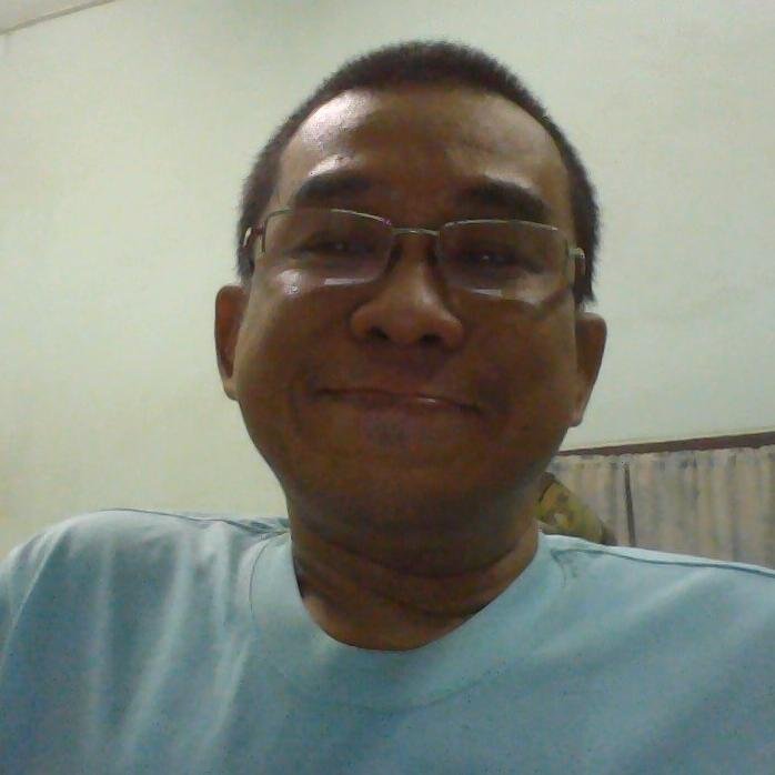 yenaingthinn's profile picture. 