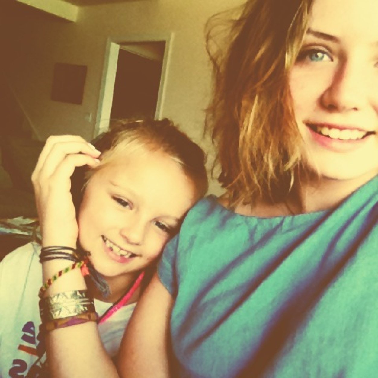 Itskatehomie's profile picture. 