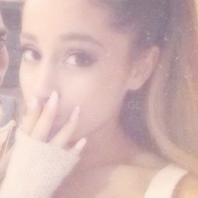 I make icons out of Ariana's recent photos ♡ Give credit or blocked