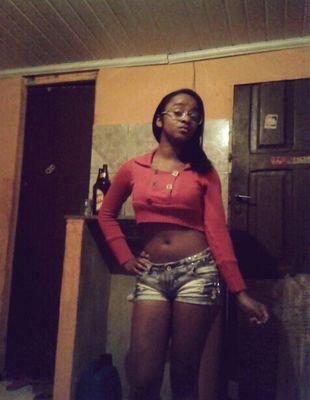 rafaelly_9's profile picture. 