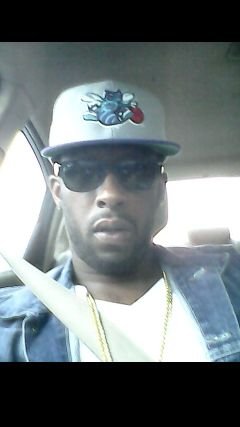 CarleetoJ's profile picture. 