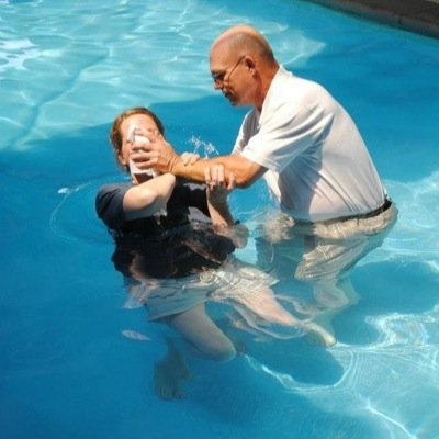 Pastor of Grace Bible Church in Clarksville TN. Full time pursuit of holiness. Part time pursuit of par.