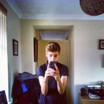 I am 14 years old, love doing parkour and love PC gaming, and yeah thats it, check out my parkour/freerunning channel - http://t.co/CI1Dj0VQgo