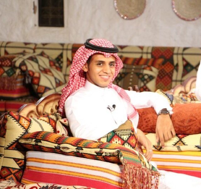 الفن جزء مني .. ins : alimoraya11
