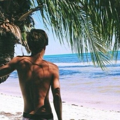I post anon avis and headers and backgrounds for iphones and ipods.