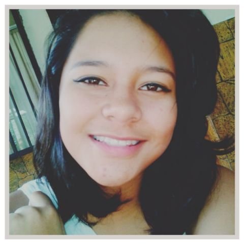 sthefannyher's profile picture. 