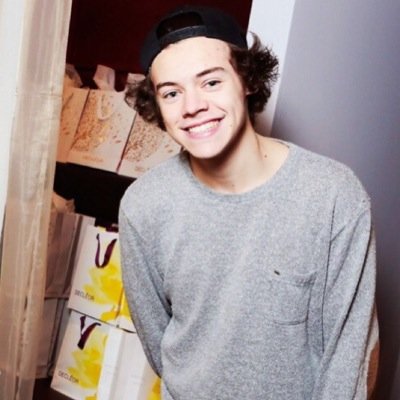 follow @MARVELKOURT & @fxc_harry