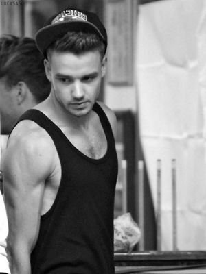 and should this be the last thing I see, I want you to know it’s enough for me, because all that you are is all I’ll ever need. {cucciolarry}
