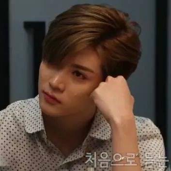 soy perla me encanta el yaoi en mi amor platónico haha ok nop pero casi amo el kpop ando en busca de un seme azotador que me ame e.e y me llene de amor e.e