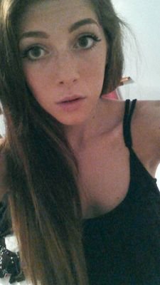 https://t.co/8PwWGU3Y
instagram: mack_madi
